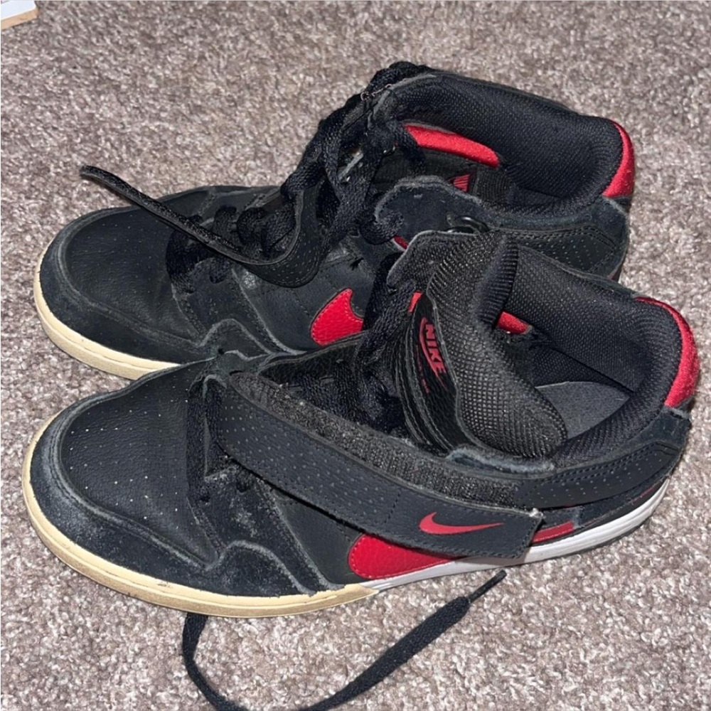 Nike Black and Red High-Top Sneakers